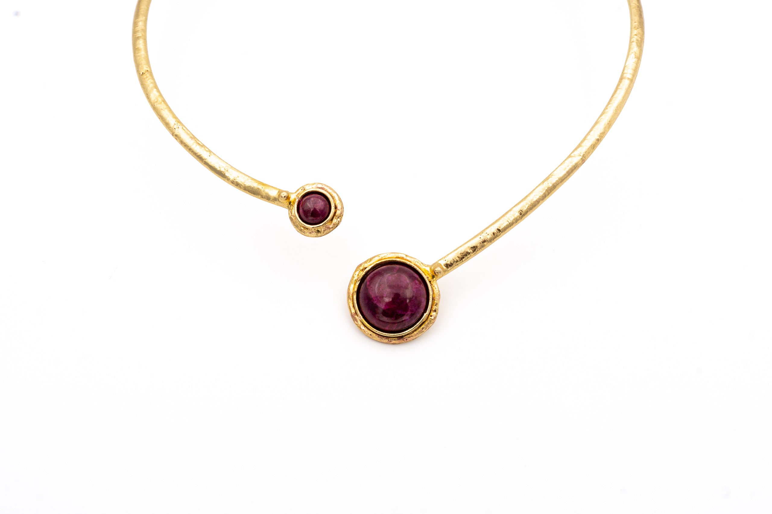 Choker ottone con due pietre tonde Rubino