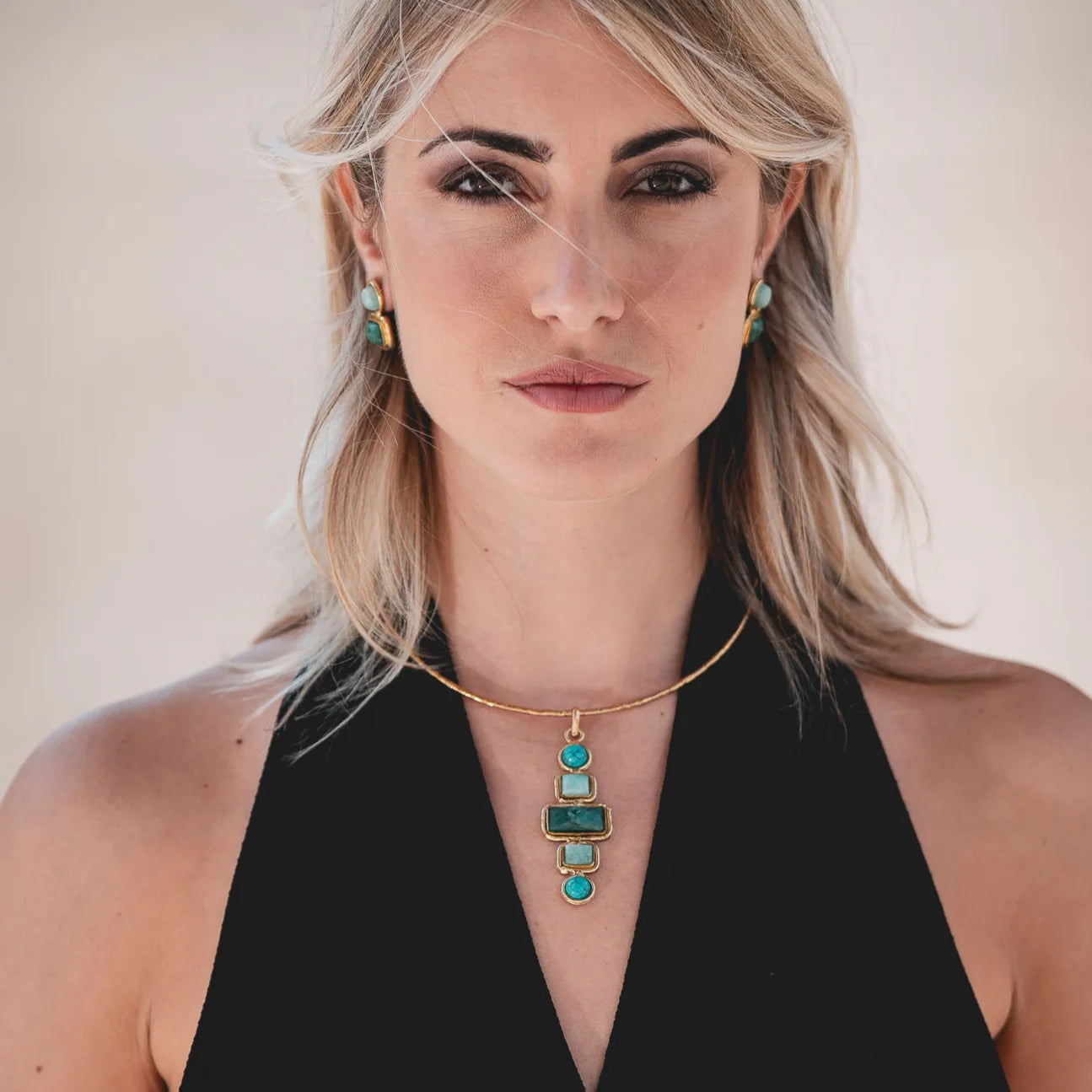Collana in Ottone e Pietre geometriche