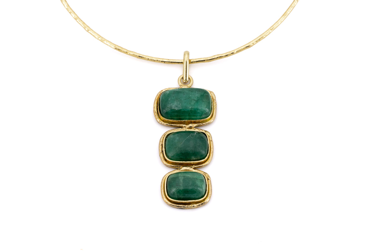 Choker ottone tre pietre gradazione Smeraldo